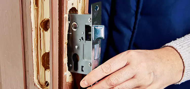 Garage Door Lock Replacement Johns Creek